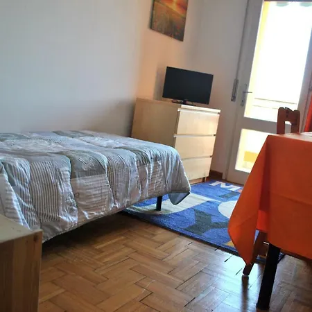 Agli Ospedali Konukevi *